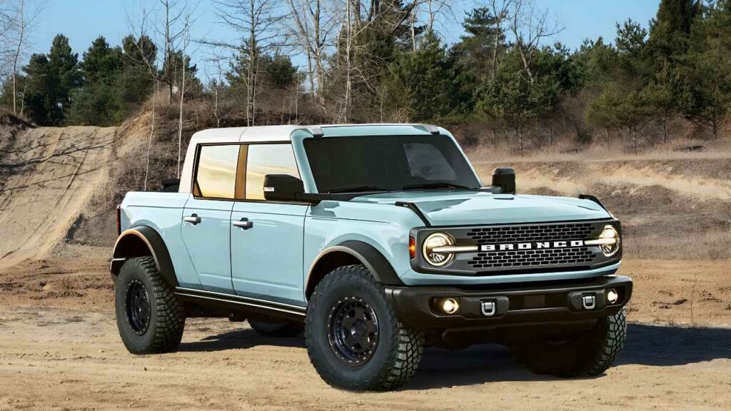 2026 Ford Bronco Pickup Revealed with Rugged Design and Powerful Gas Engine
